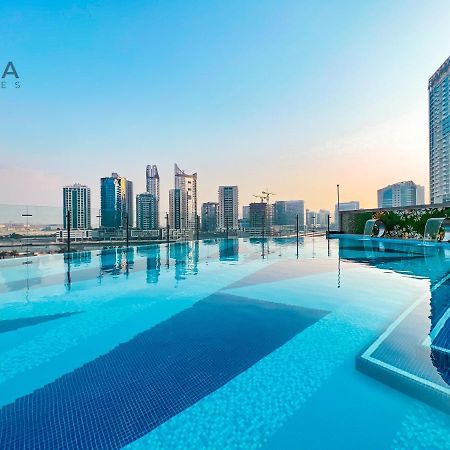 Mira Holiday Homes - Newly Furnished Studio In Downtown Дубай Екстериор снимка