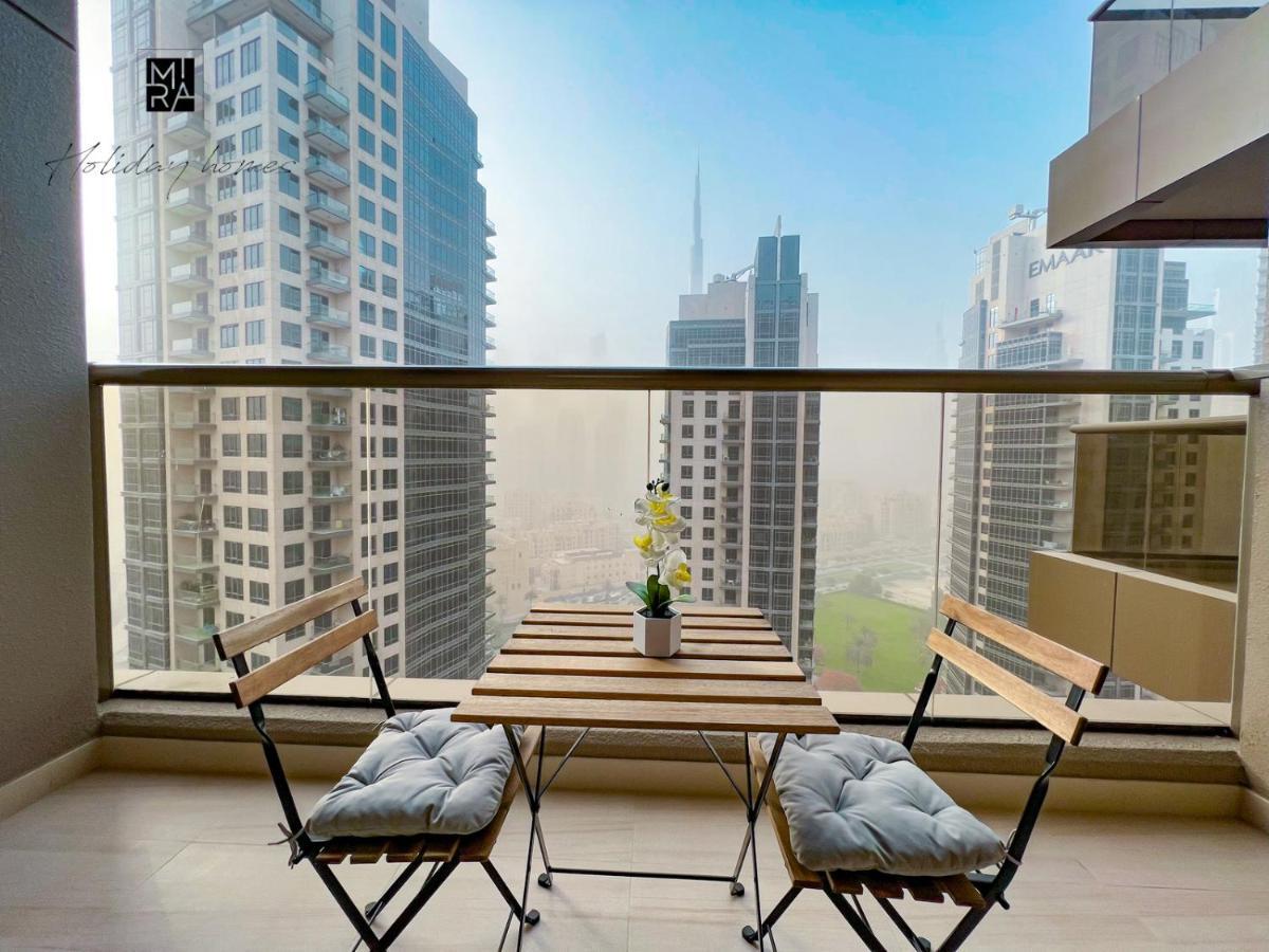 Mira Holiday Homes - Newly Furnished Studio In Downtown Дубай Екстериор снимка